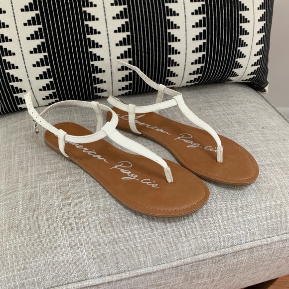 american rag white sandals
